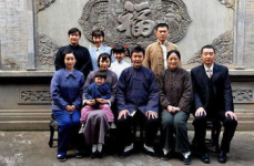 全家福电视剧全集,五十年变迁，三代人的家国情怀